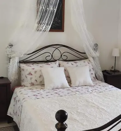 Nereid Glafki Áyios Nikítas