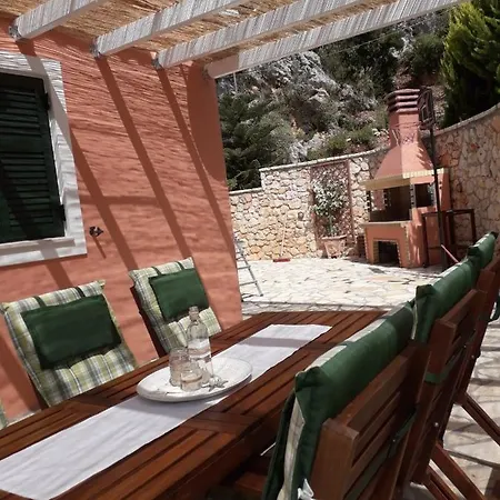 Nereid Glafki Villa *